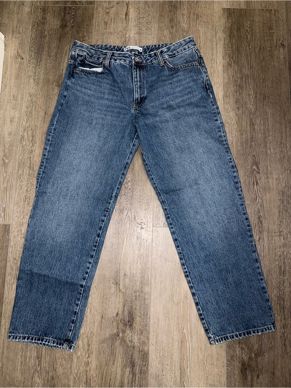 Zara Women's Medium Blue Straight-Leg Jeans